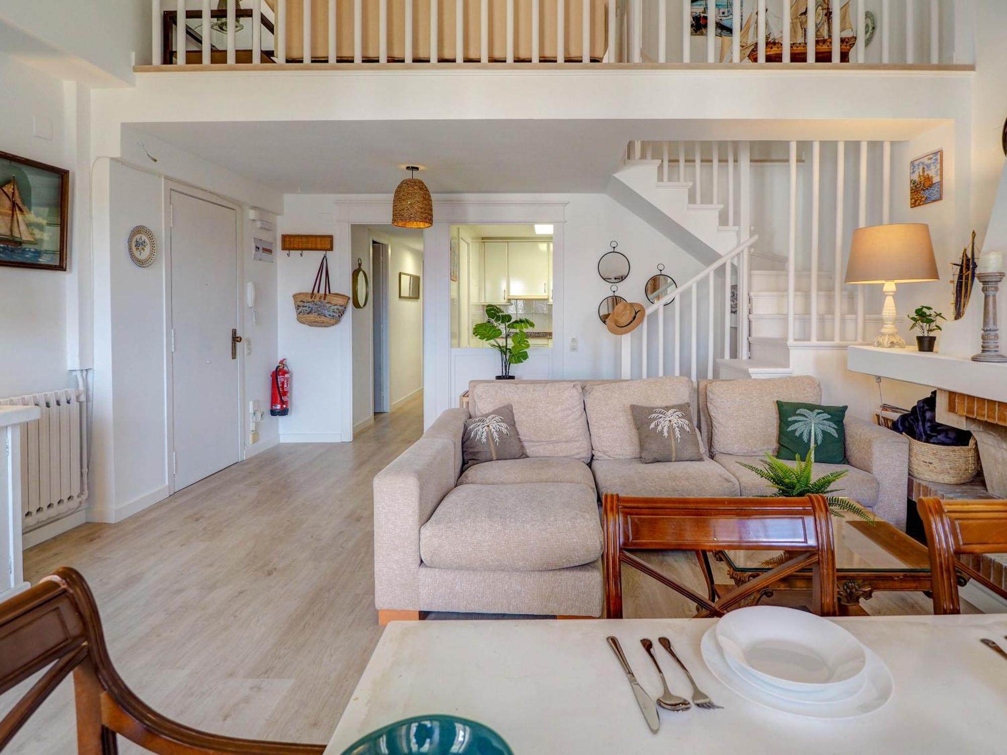 Clarimar Duplex By Hello Homes Сиджес Экстерьер фото